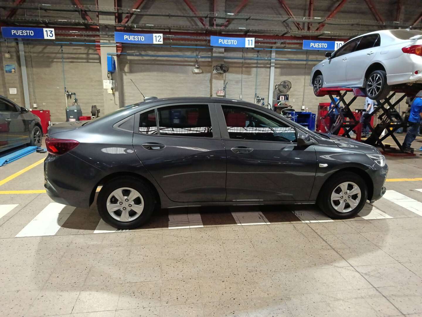 Chevrolet - Onix - 2025