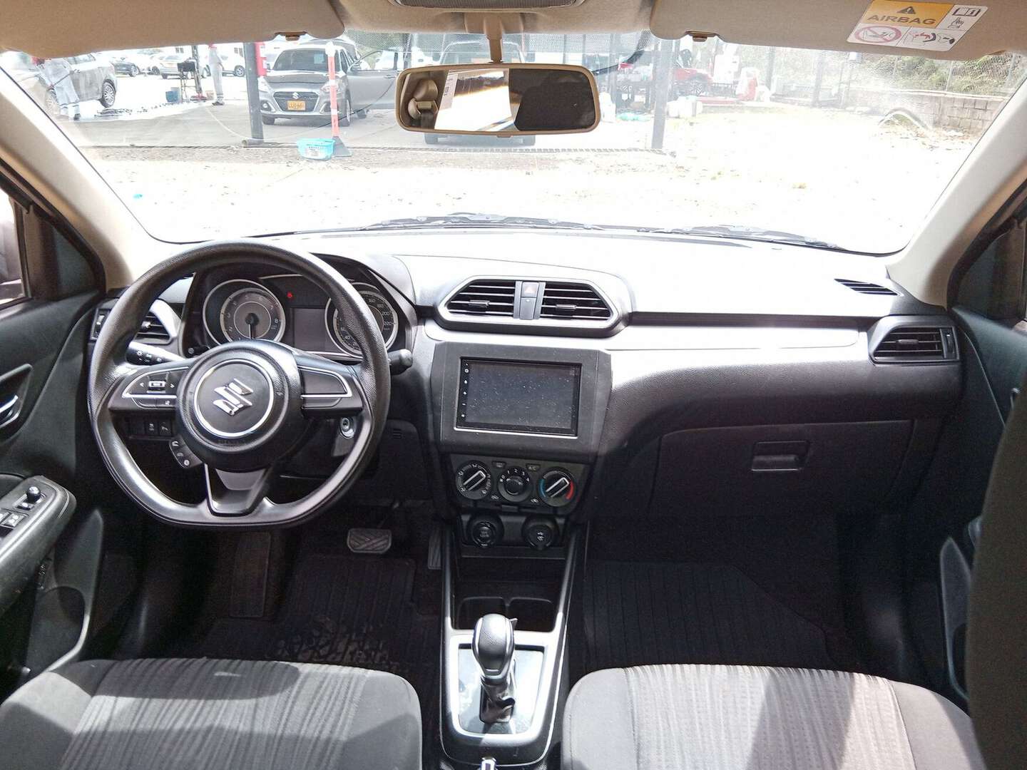 Suzuki - Swift - 2023