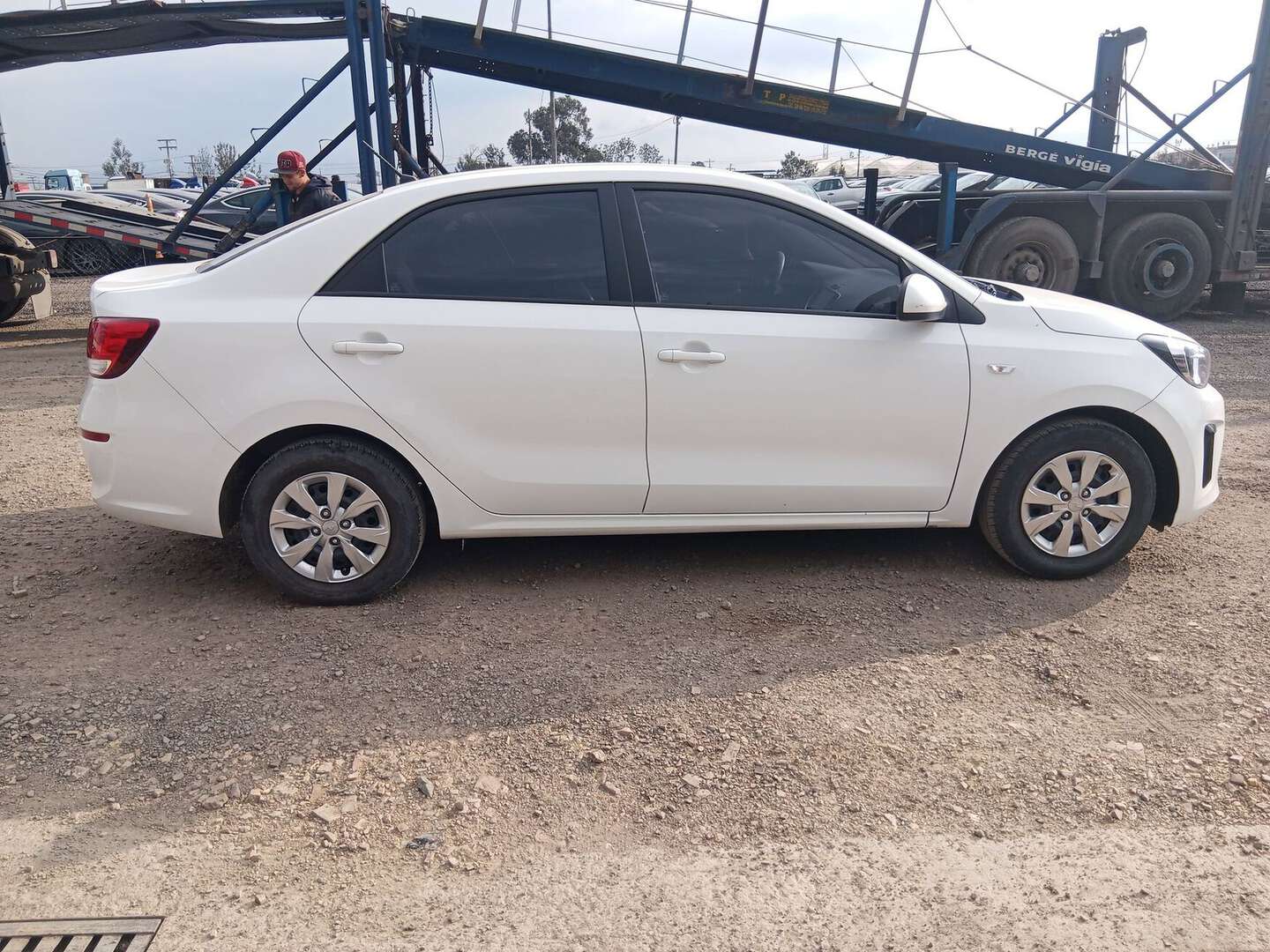 Kia - Soluto - 2025
