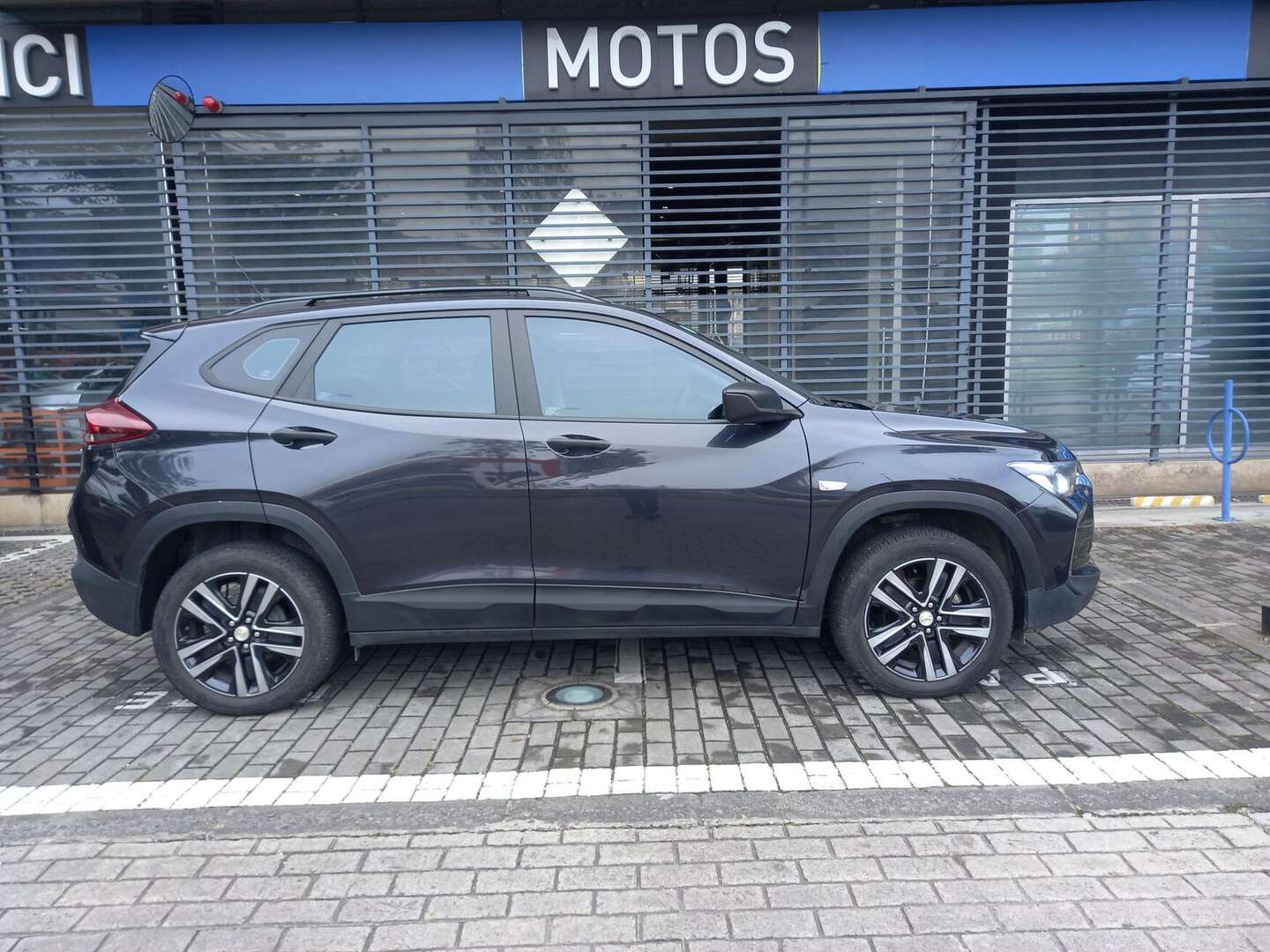 Chevrolet - Tracker - 2025