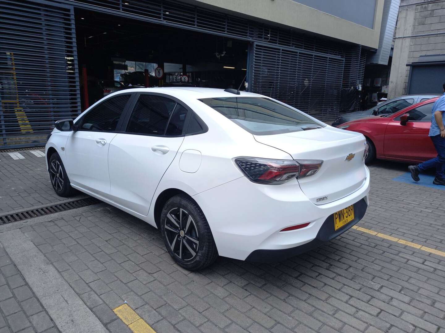 Chevrolet - Onix - 2026