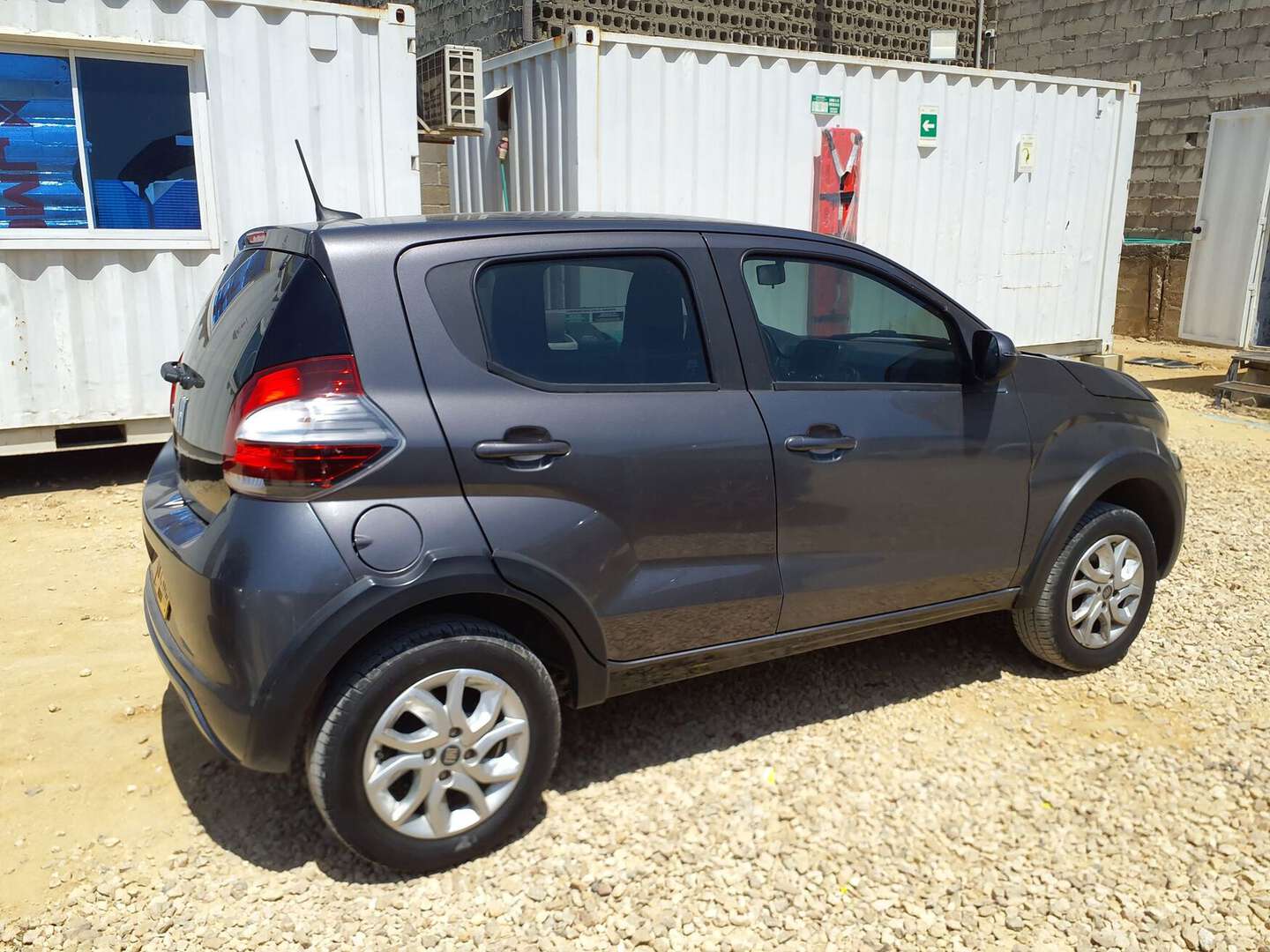 Fiat - Mobi - 2024