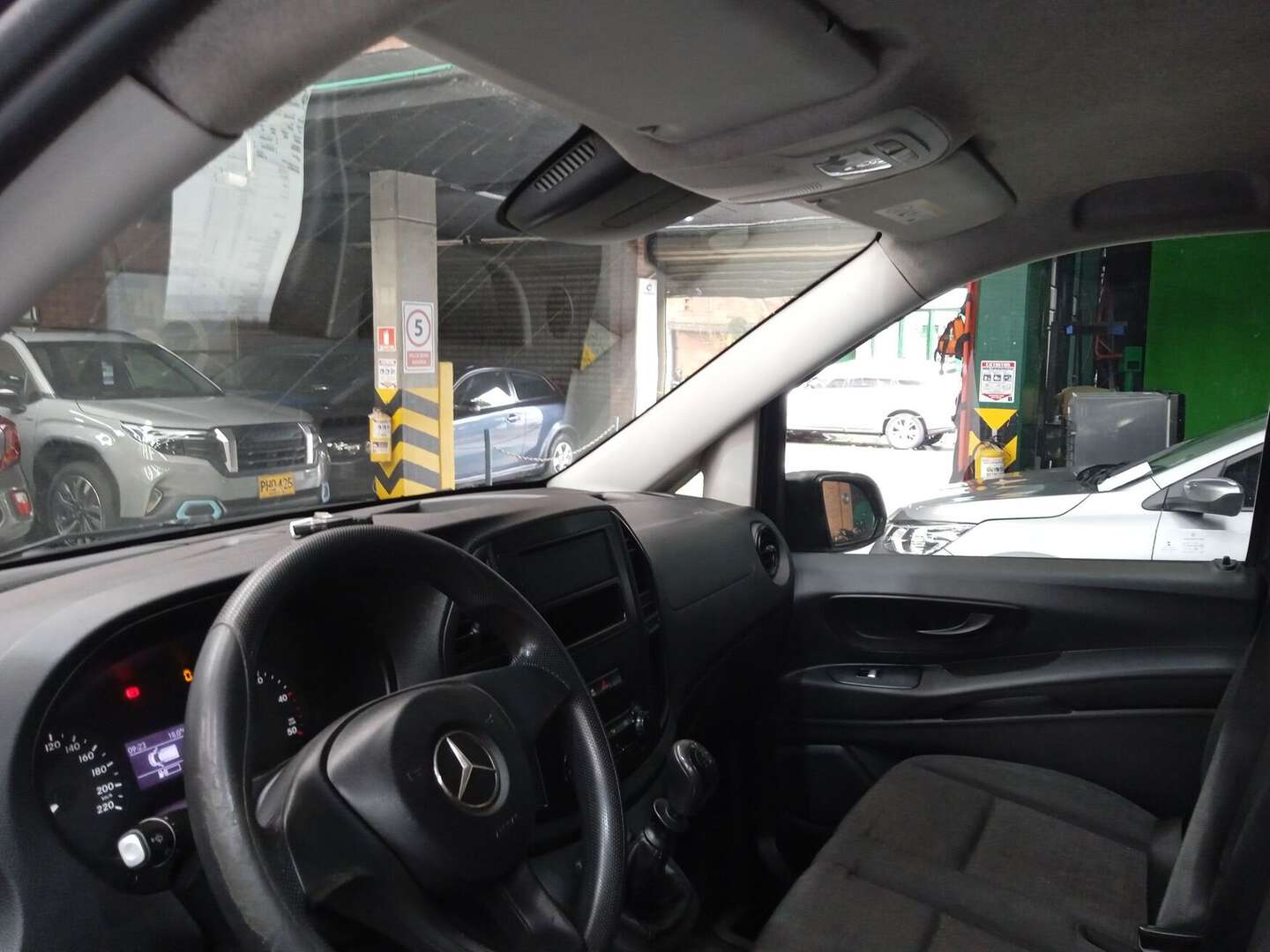 Mercedes Benz - VitoPanel - 2018