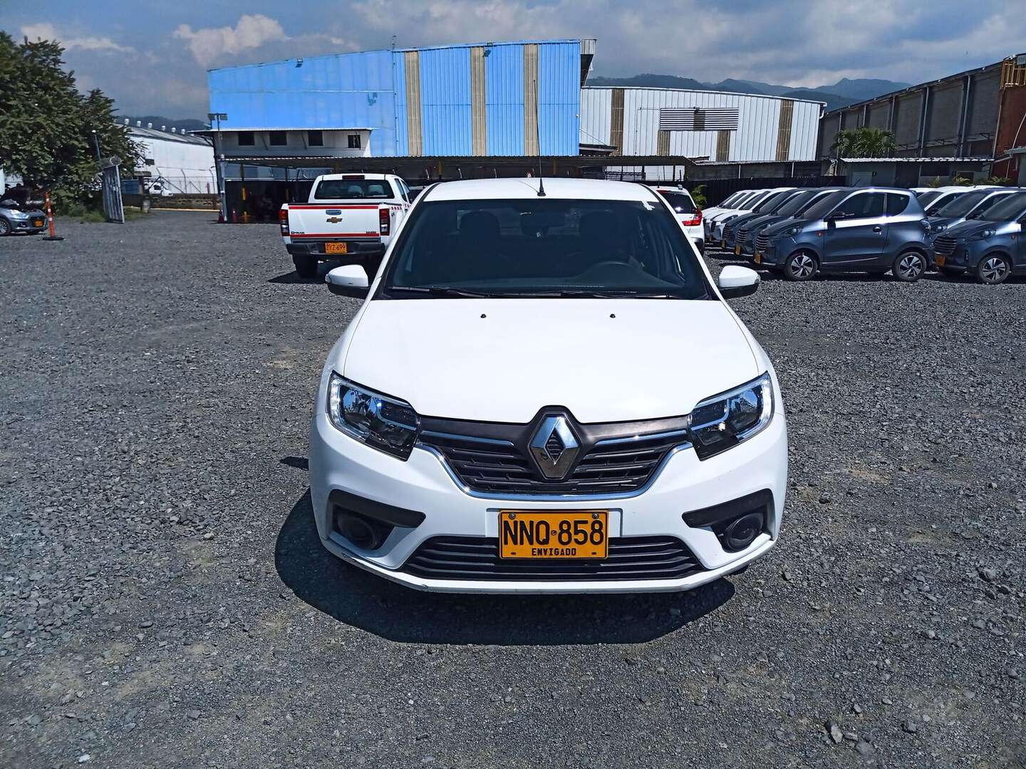 Renault - Logan - 2024