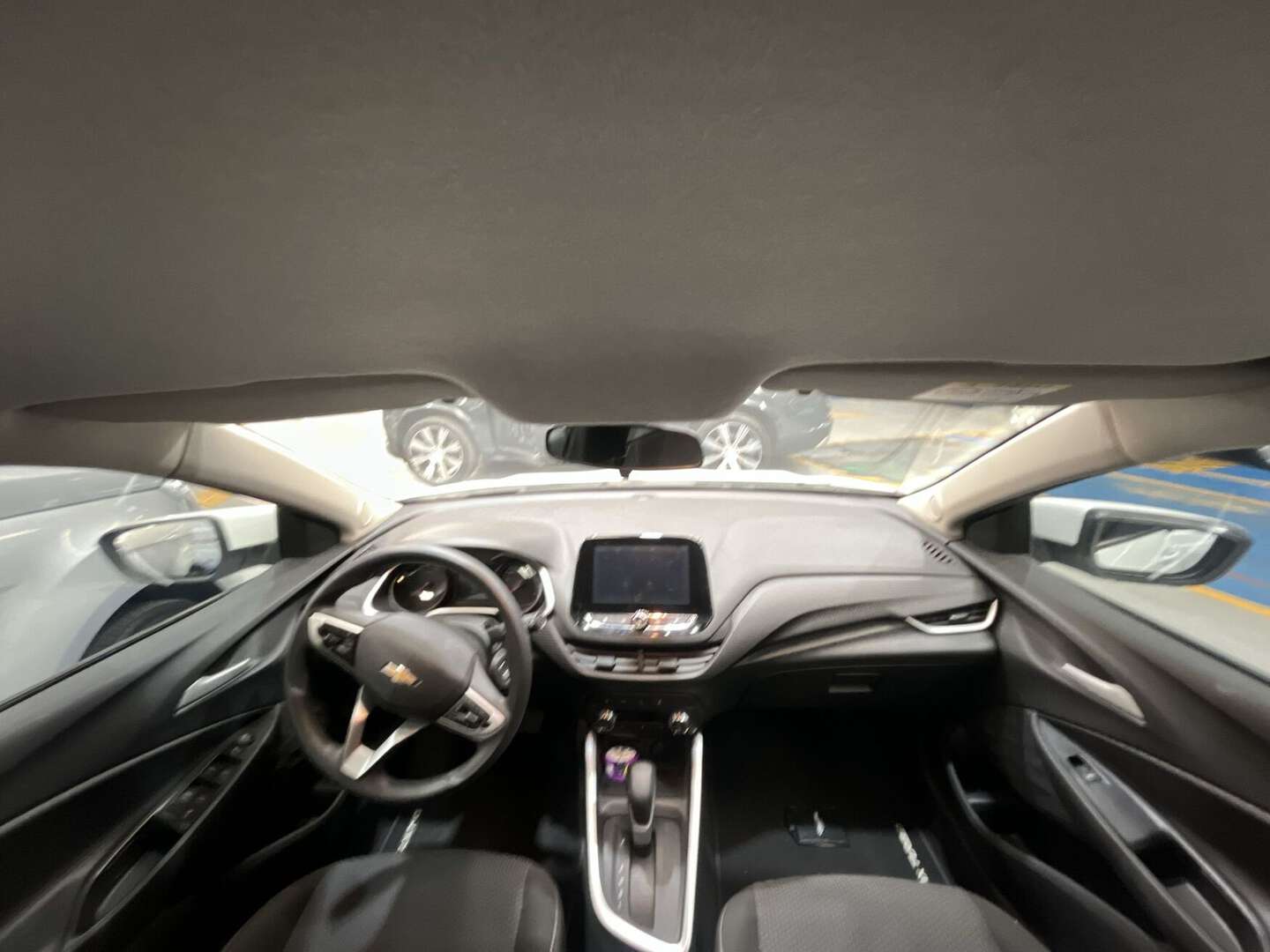 Chevrolet - Onix - 2024