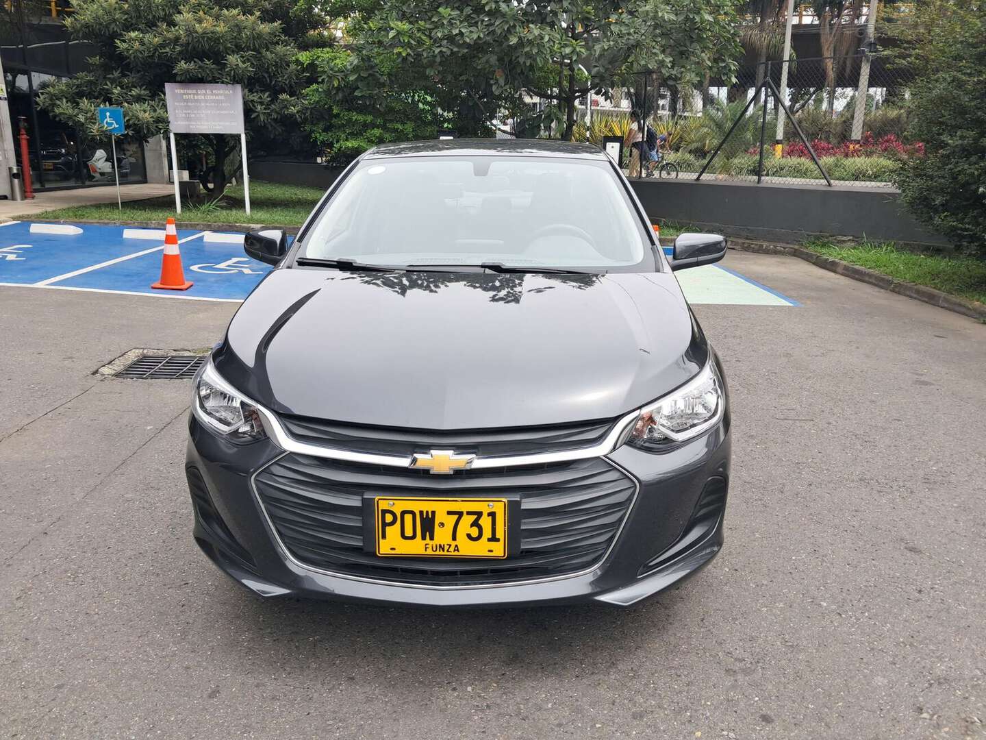 Chevrolet - Onix - 2025
