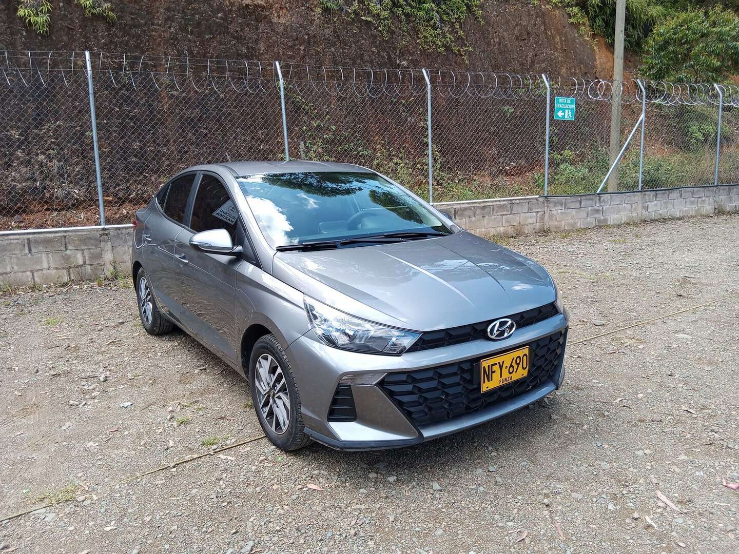Hyundai - HB20S Accent - 2024