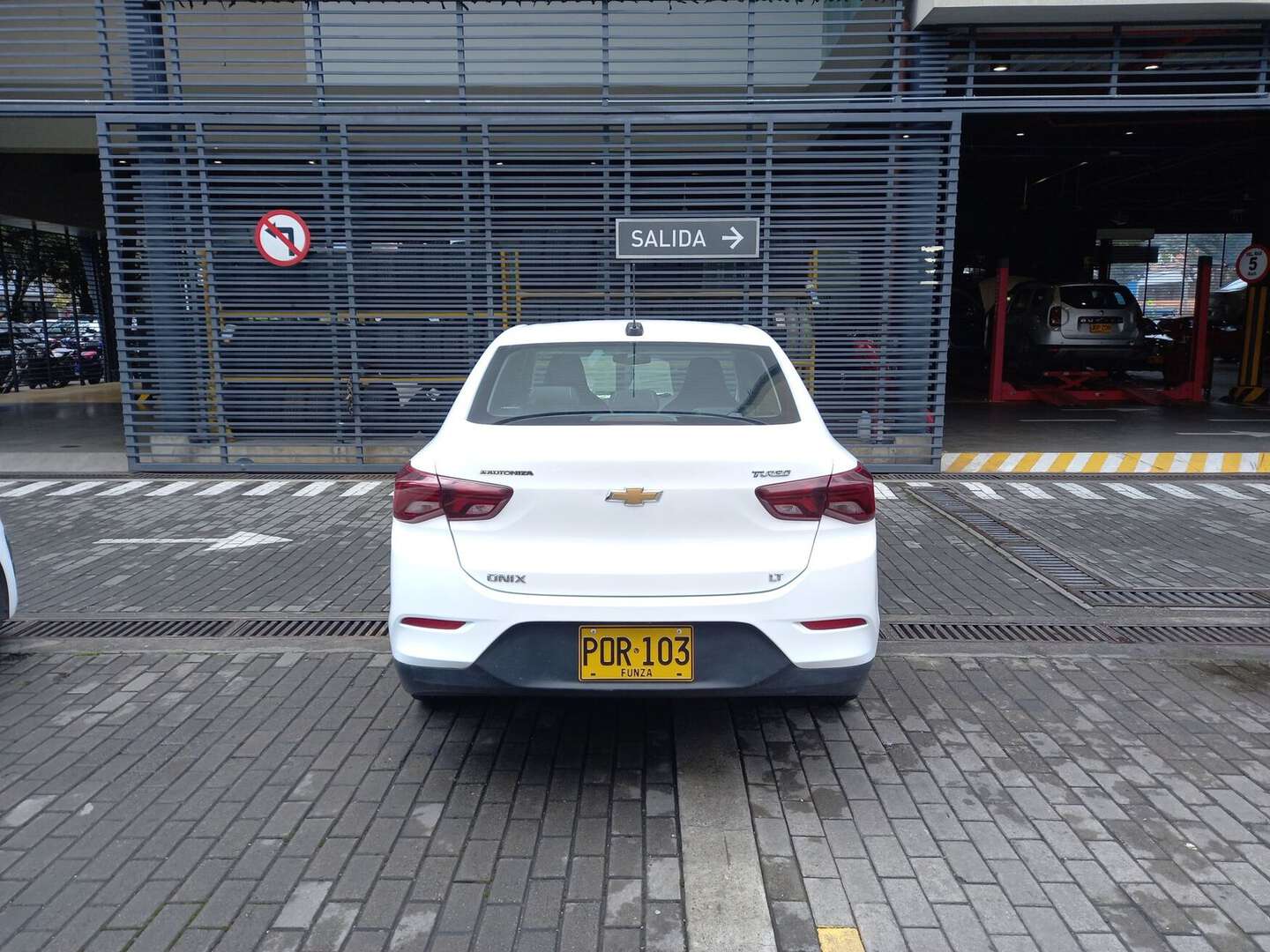 Chevrolet - Onix - 2025