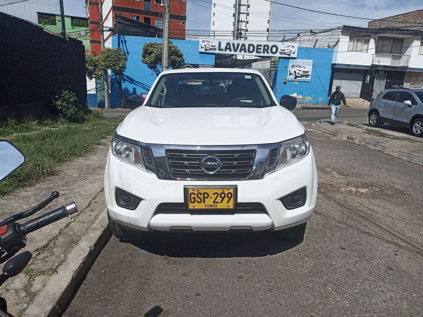 Nissan - Frontier - 2020