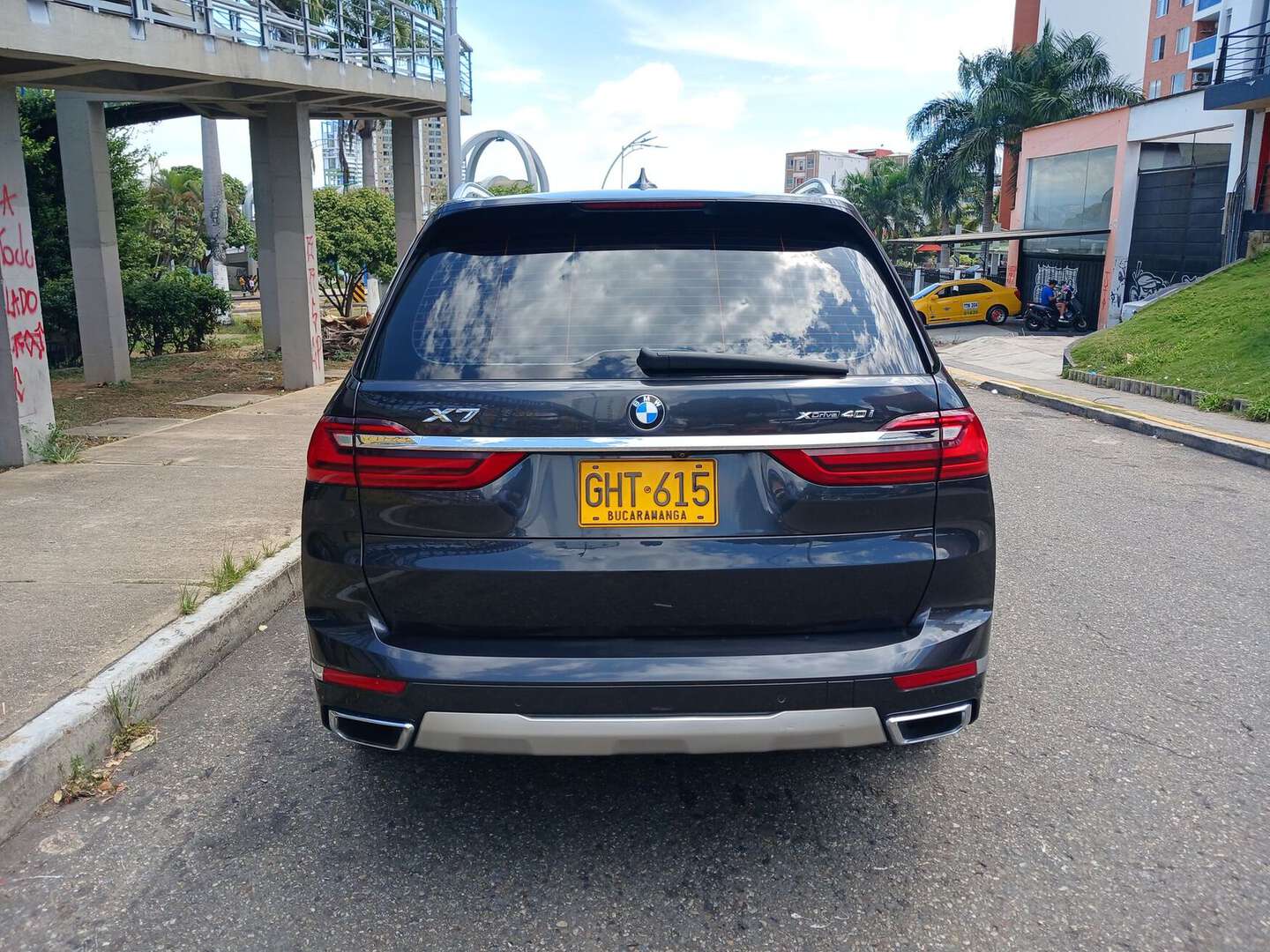 BMW - X7 - 2022