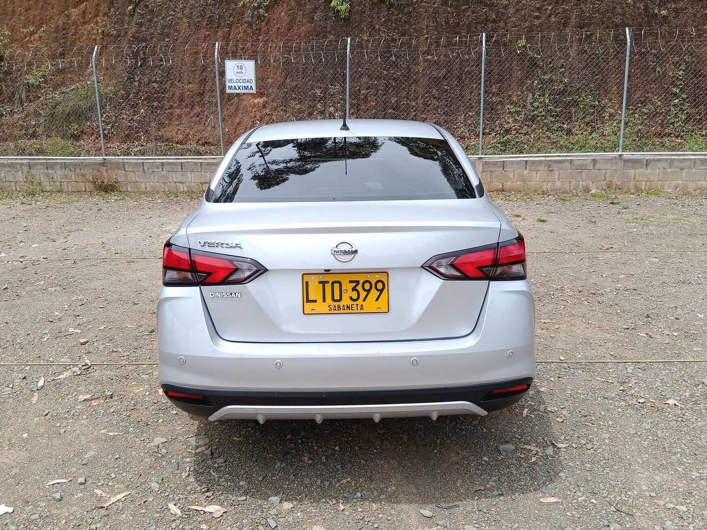 Nissan - Versa - 2023