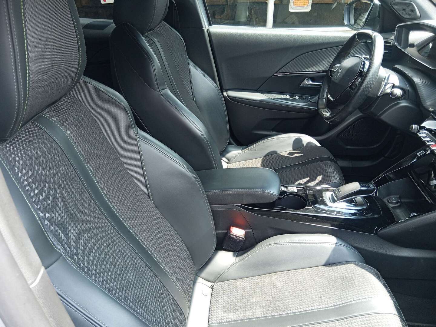 Peugeot - 2008 - 2022