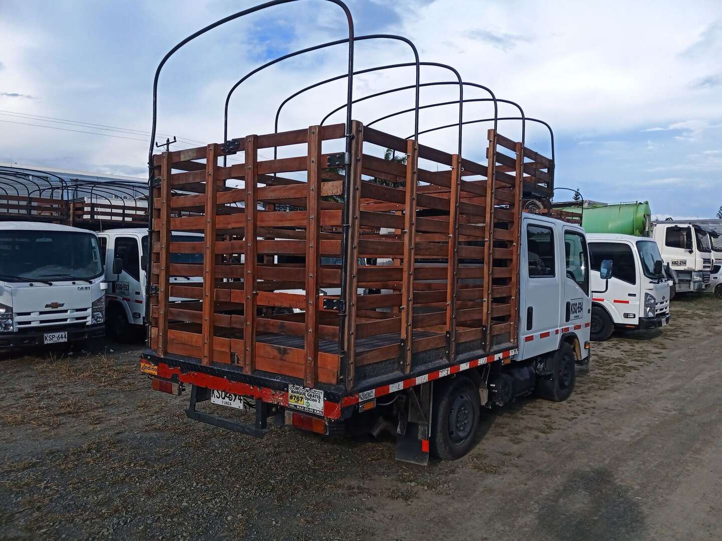 Chevrolet - NHR Doble - 2022
