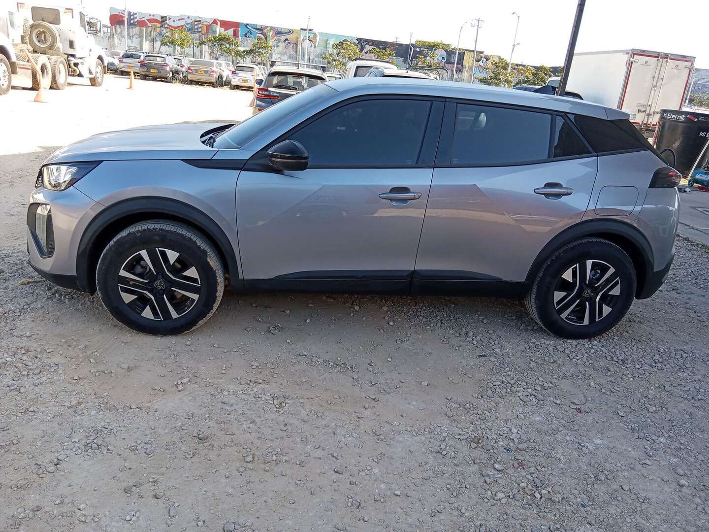 Peugeot - 2008 - 2025