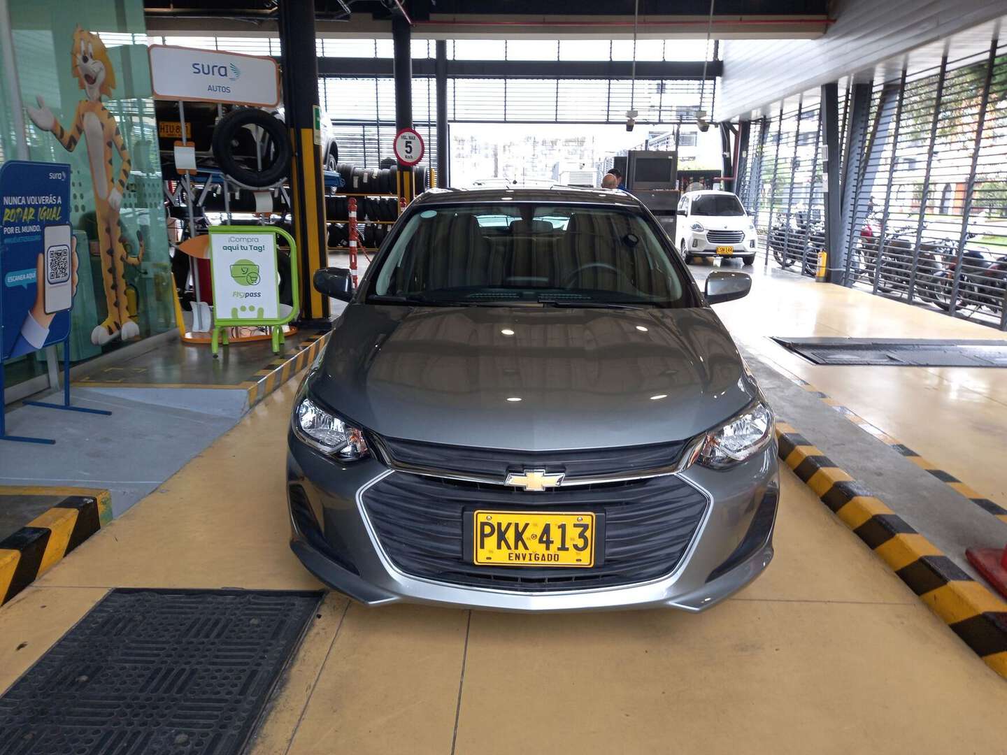 Chevrolet - Onix - 2025