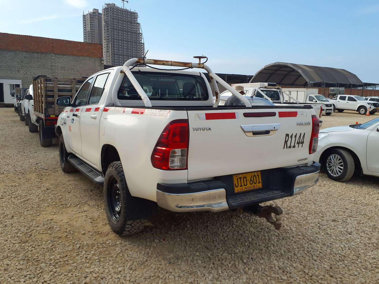 Toyota - Hilux - 2021