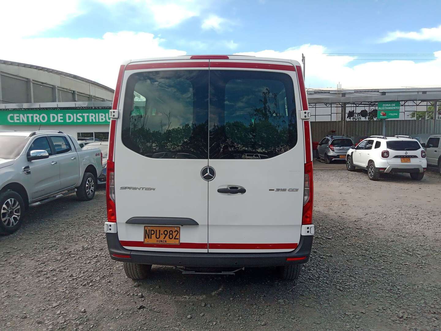 Mercedes Benz - Sprinter - 2023