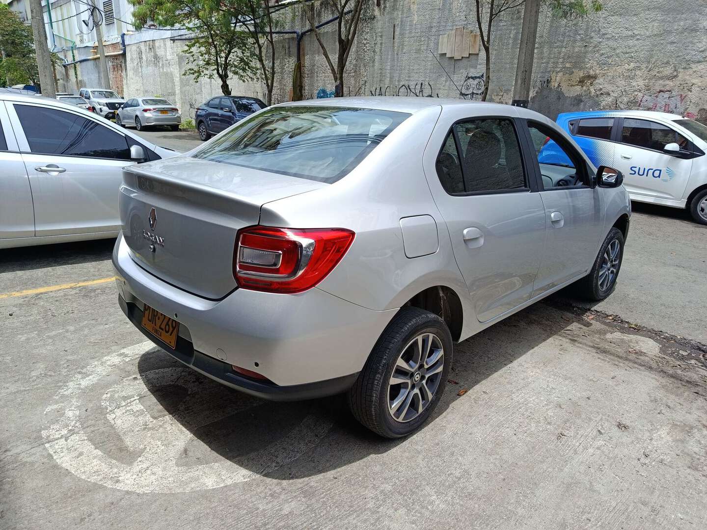 Renault - Logan - 2026