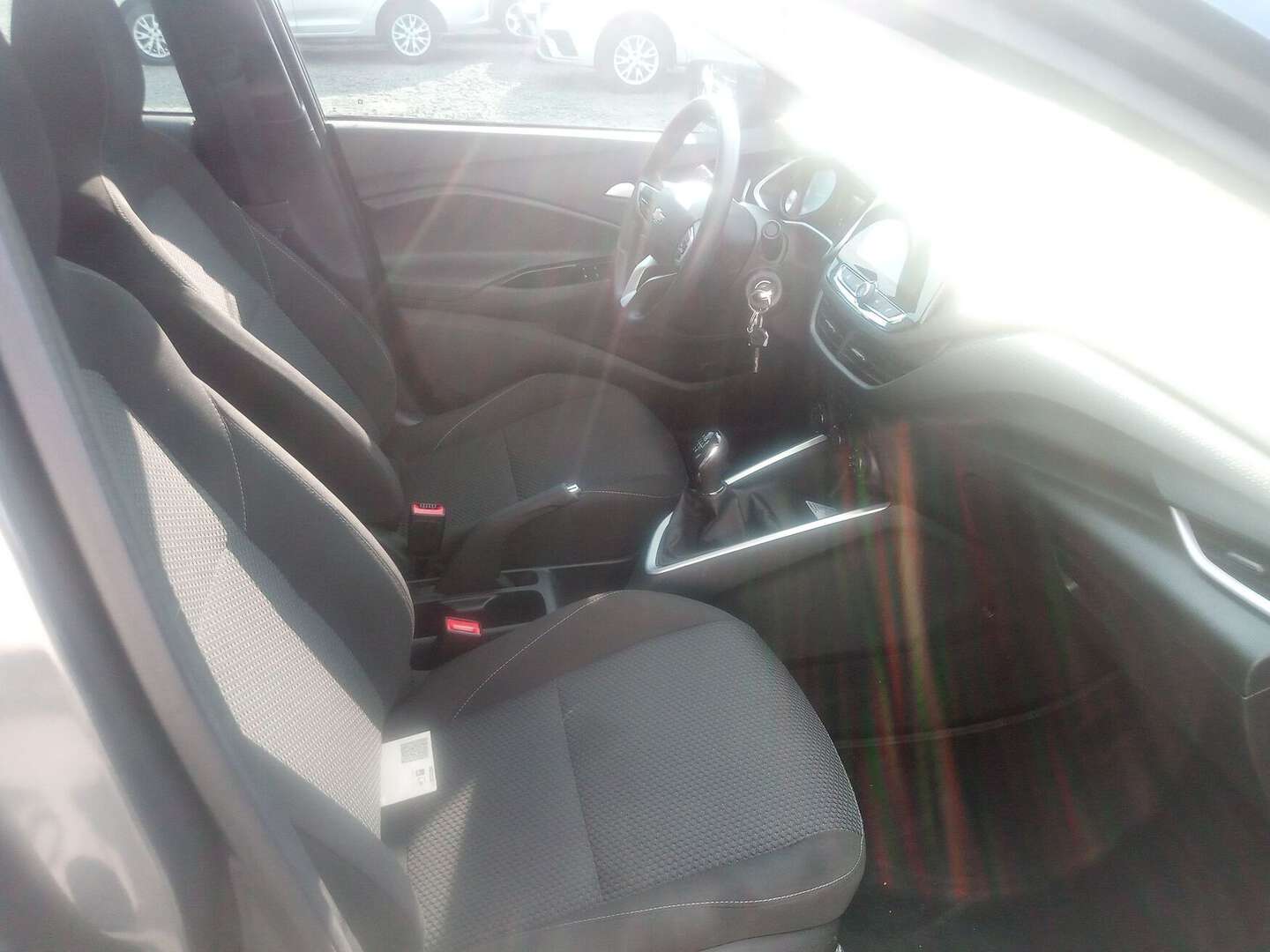 Chevrolet - Onix - 2025