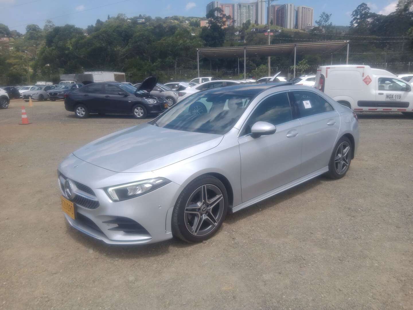 Mercedes Benz - A200 - 2022