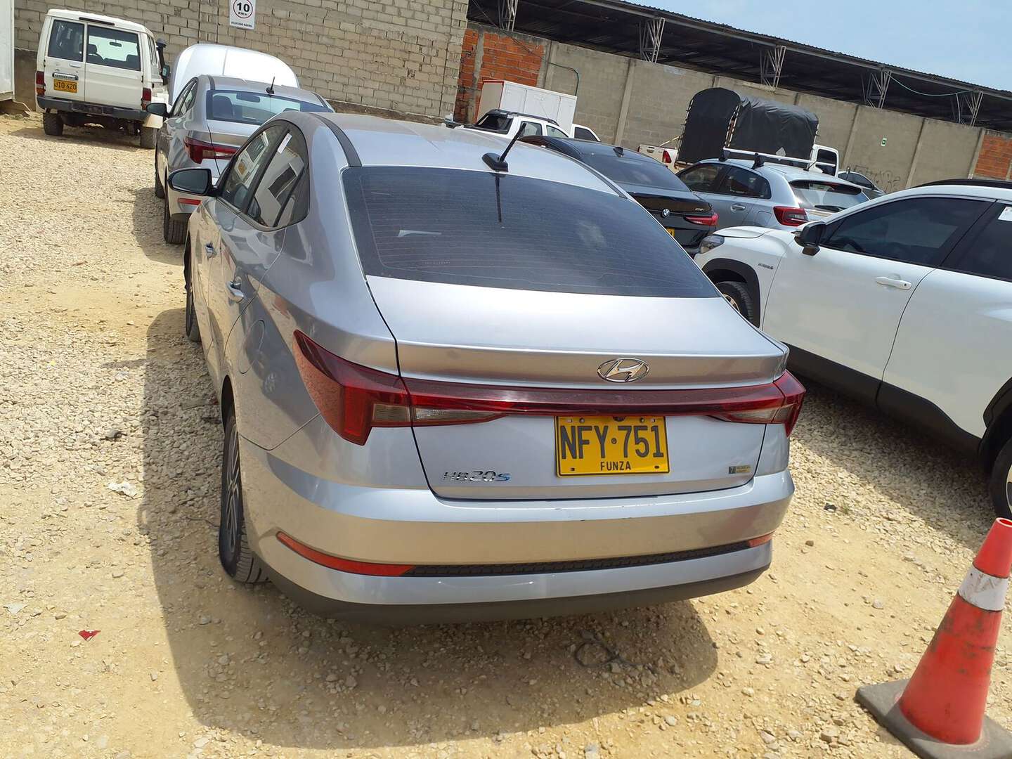 Hyundai - HB20S Accent - 2024