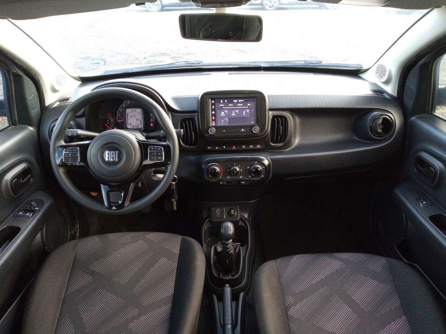 Fiat - Mobi - 2024