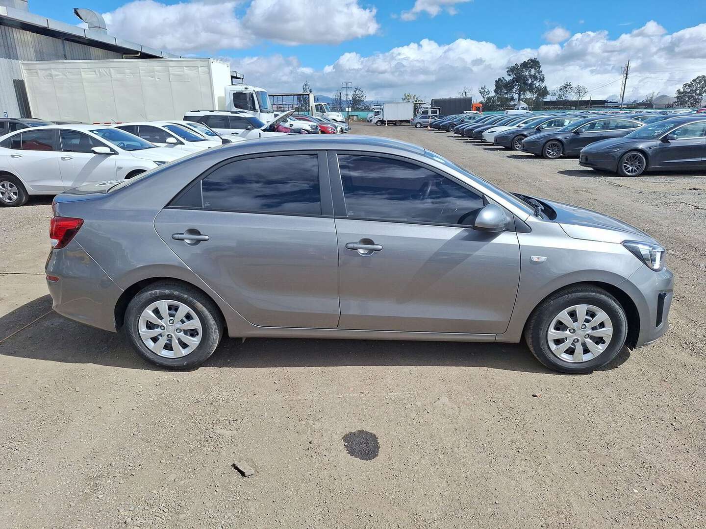 Kia - Soluto - 2026