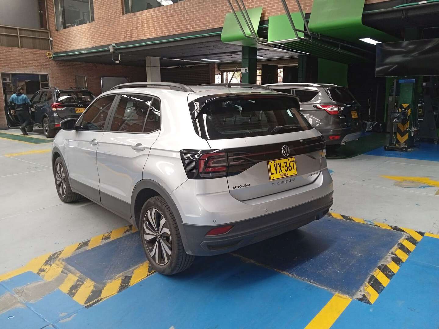 Volkswagen - T-Cross - 2023