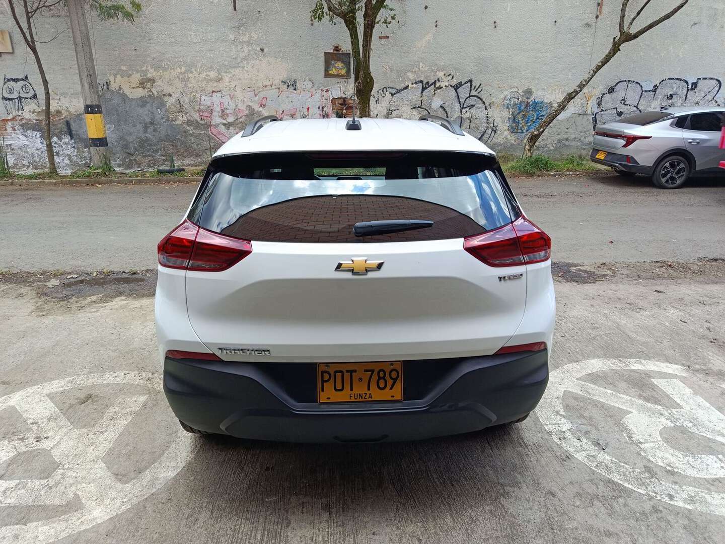 Chevrolet - Tracker - 2025