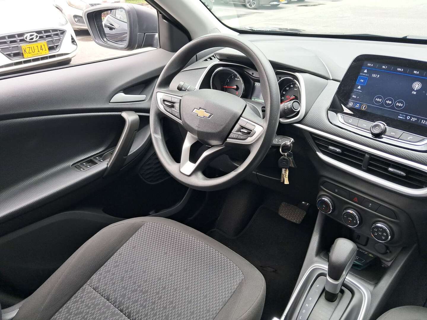 Chevrolet - Tracker - 2025