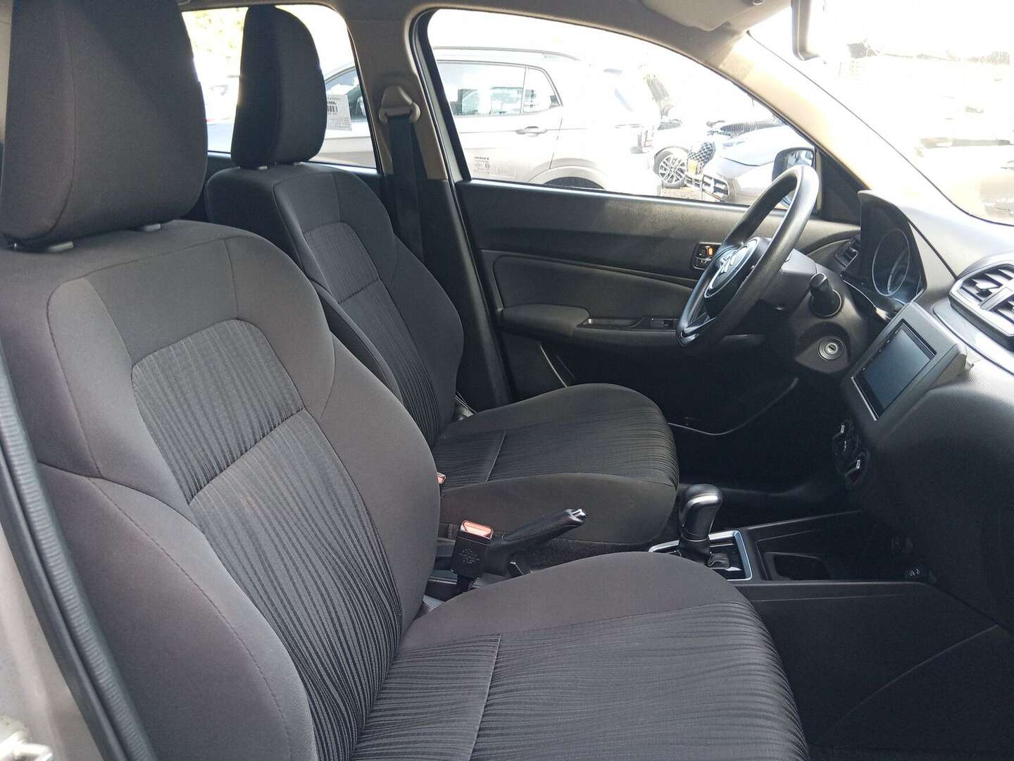 Suzuki - Swift - 2023