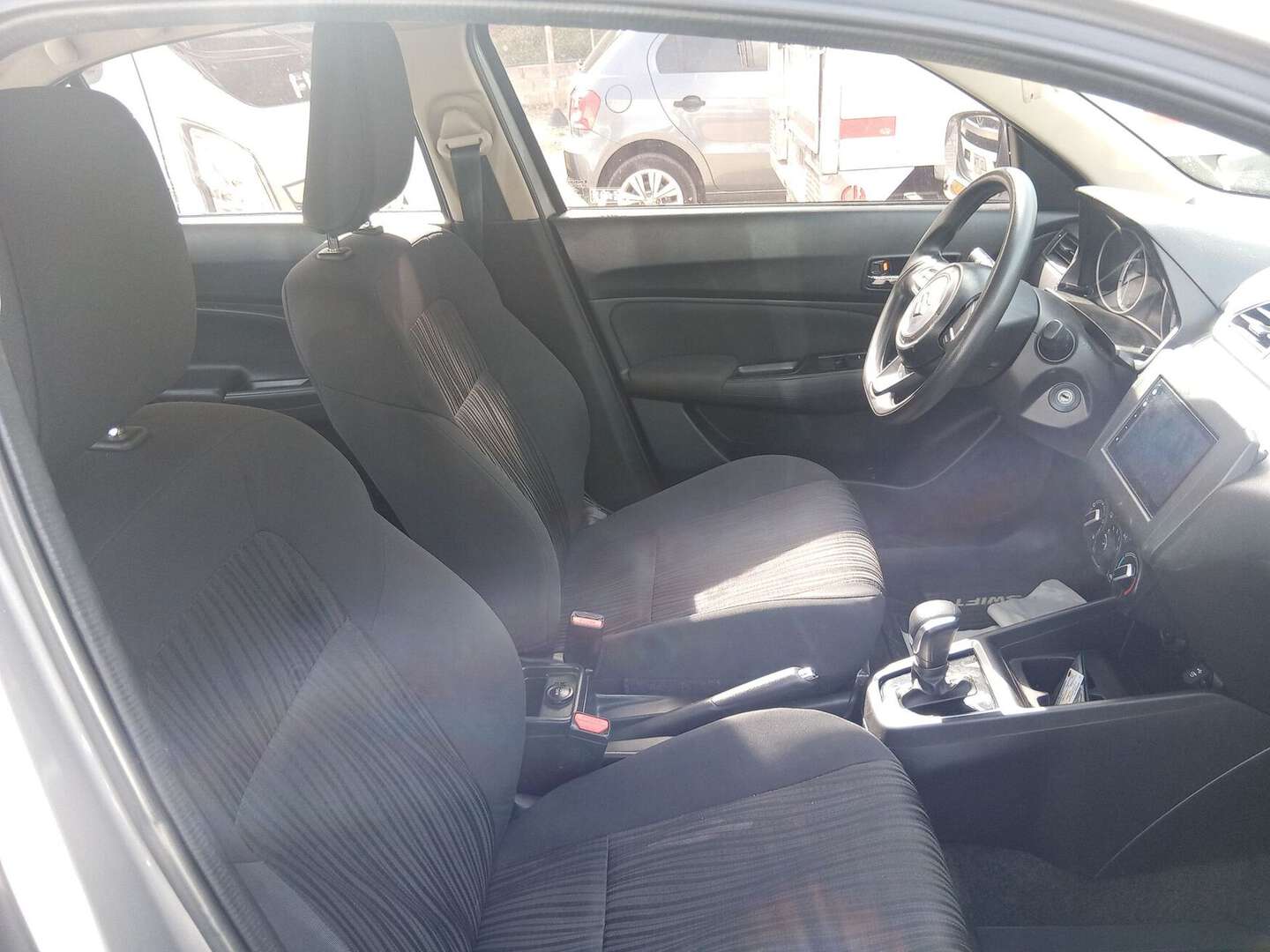 Suzuki - Swift - 2023