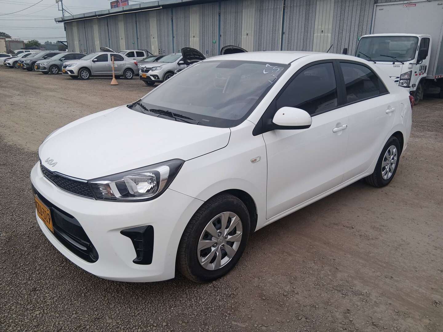 Kia - Soluto - 2025