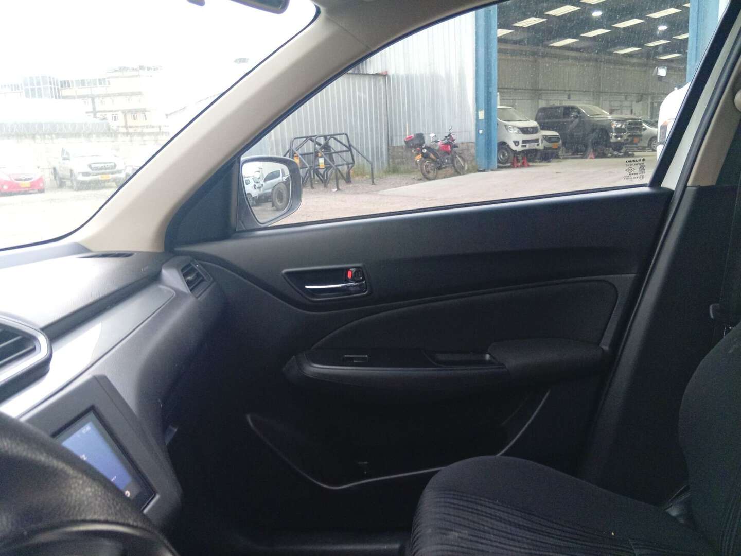Suzuki - Swift - 2023
