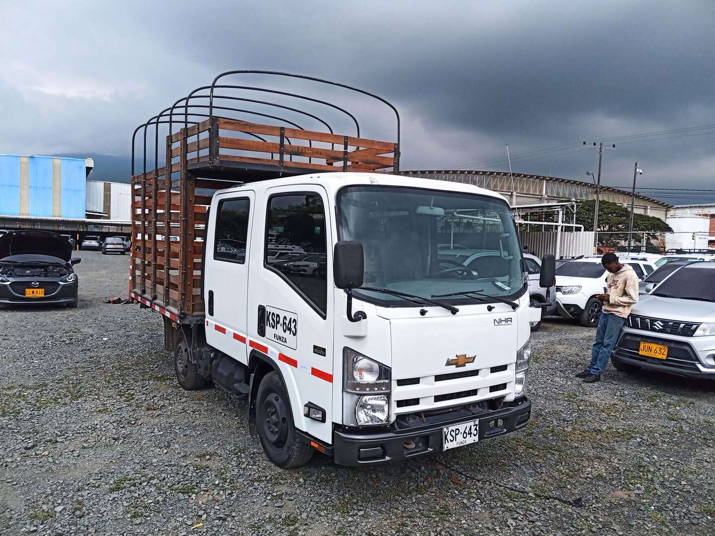 Chevrolet - NHR Doble - 2022