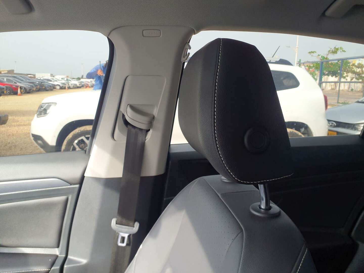 Volkswagen - Jetta - 2023