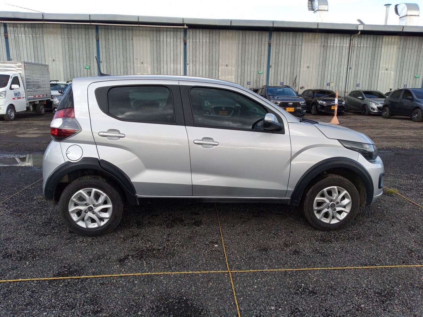 Fiat - Mobi - 2024