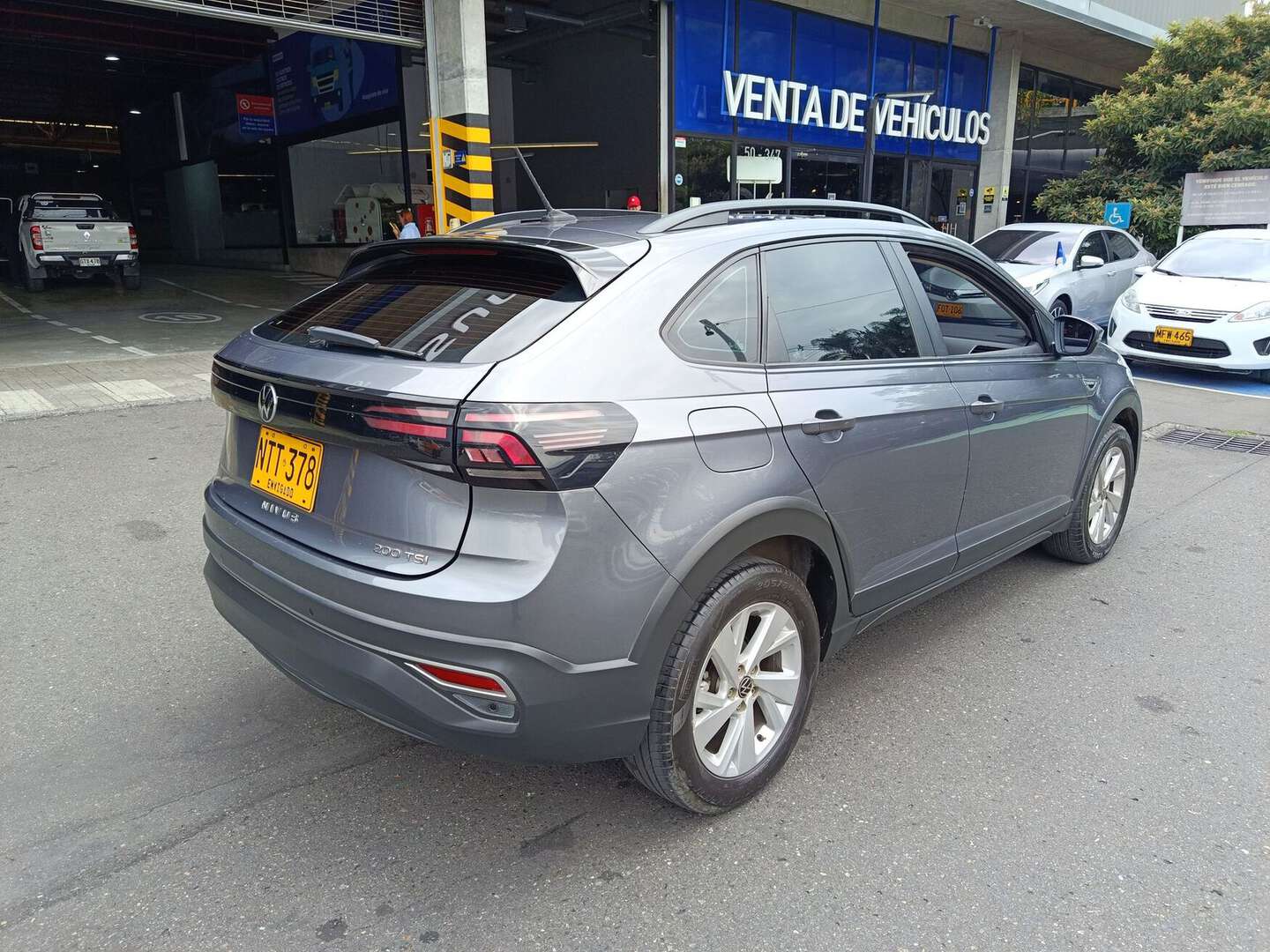 Volkswagen - Nivus - 2024