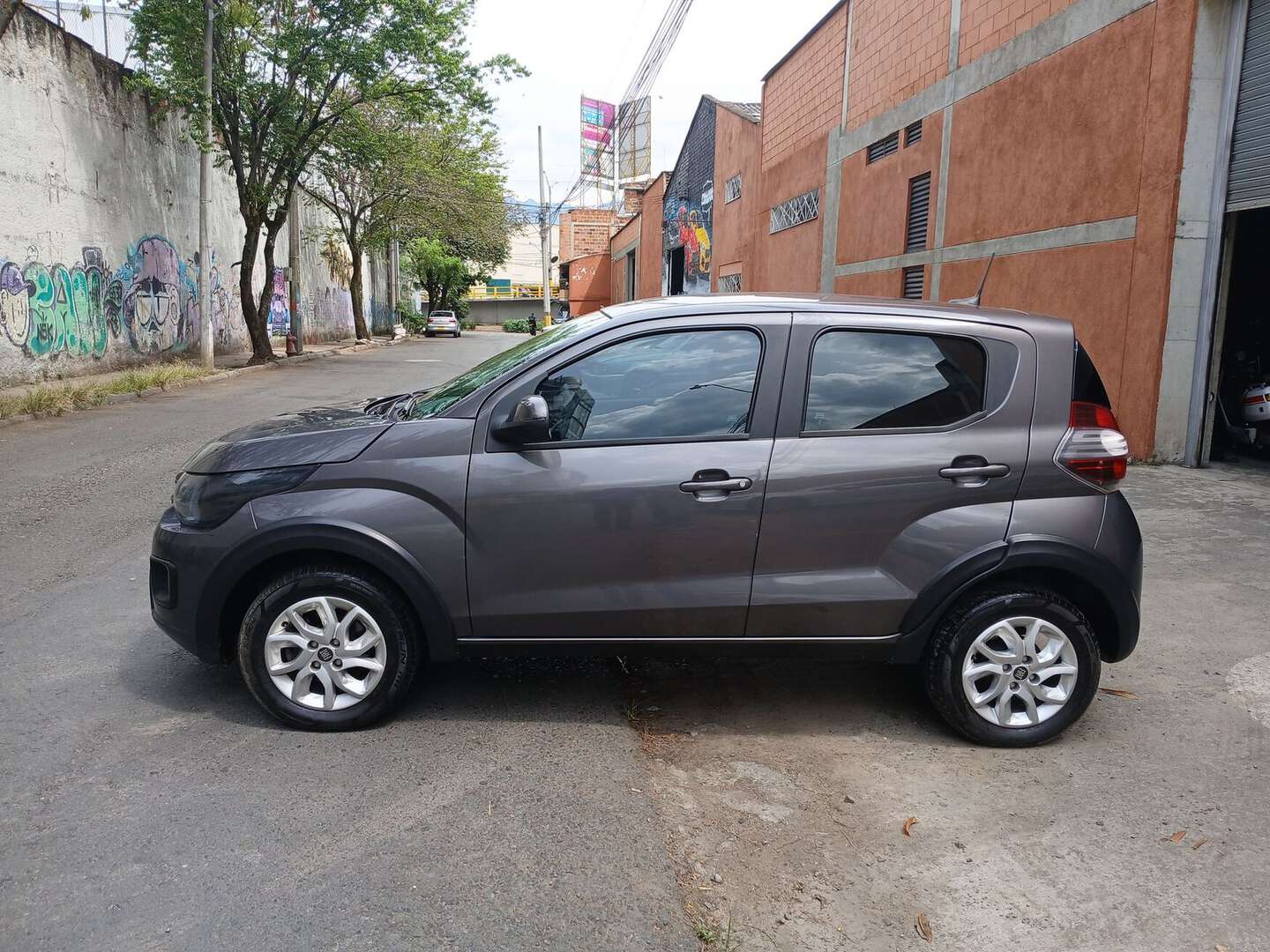 Fiat - Mobi - 2024