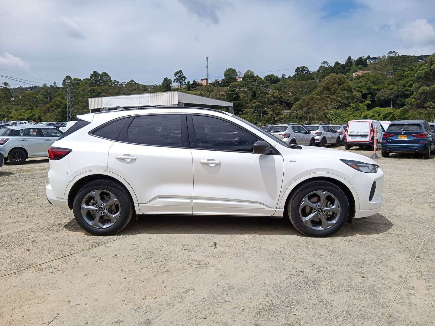 Ford - Escape - 2023