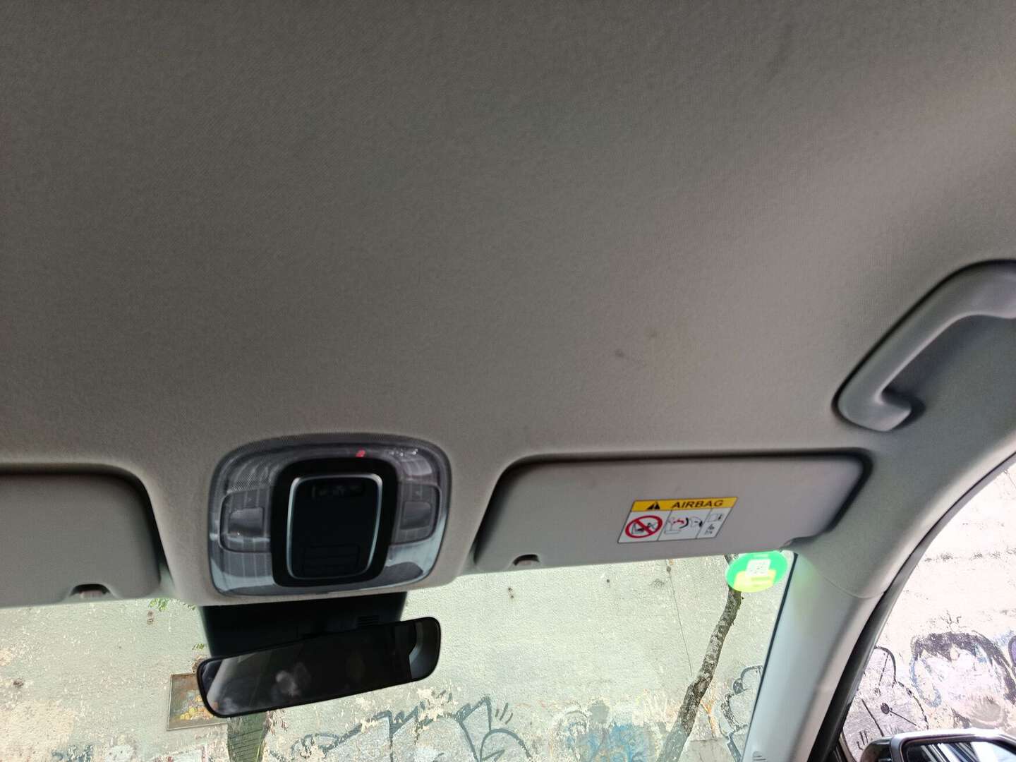 Hyundai - Kona - 2025
