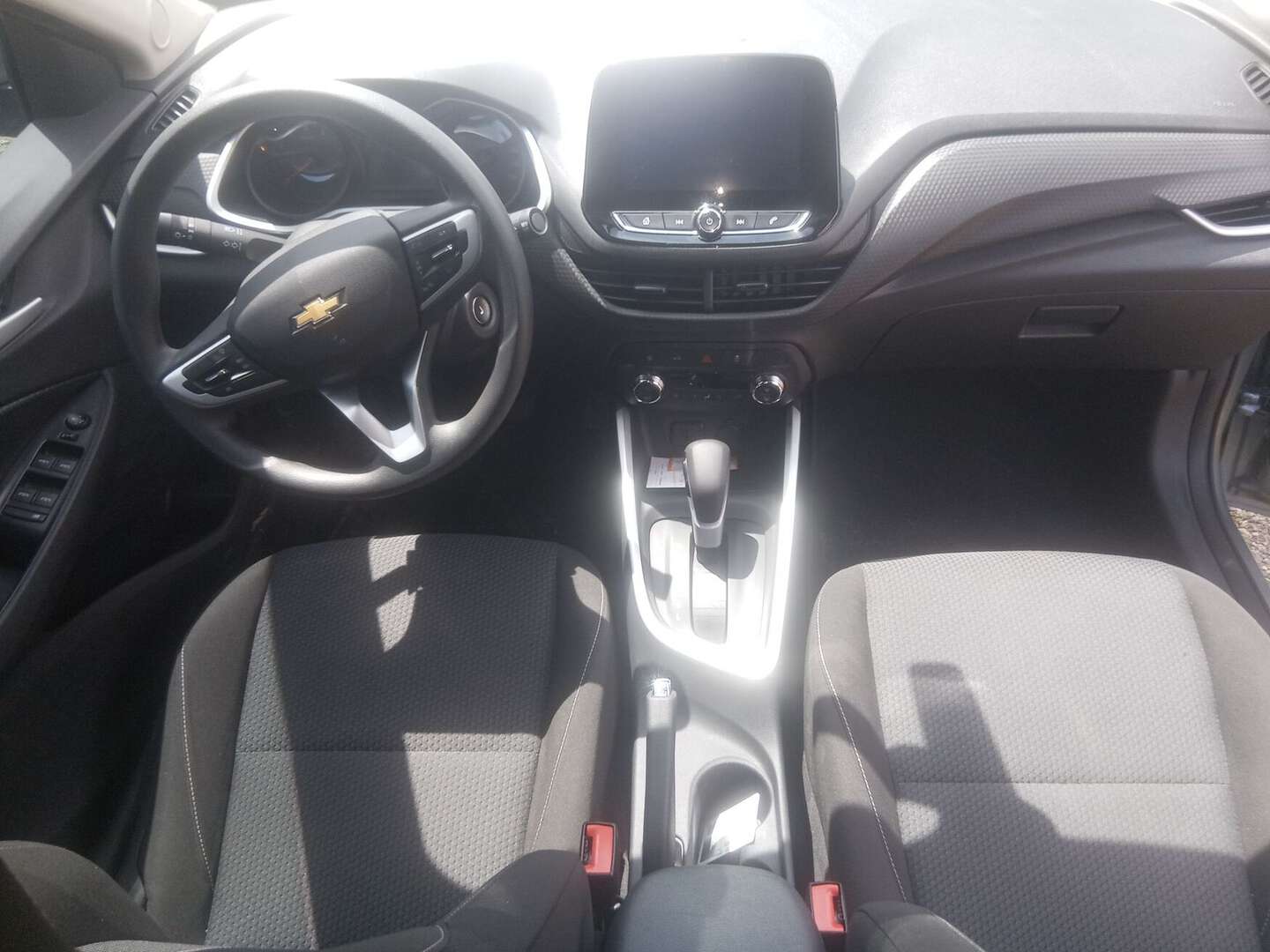 Chevrolet - Onix - 2025