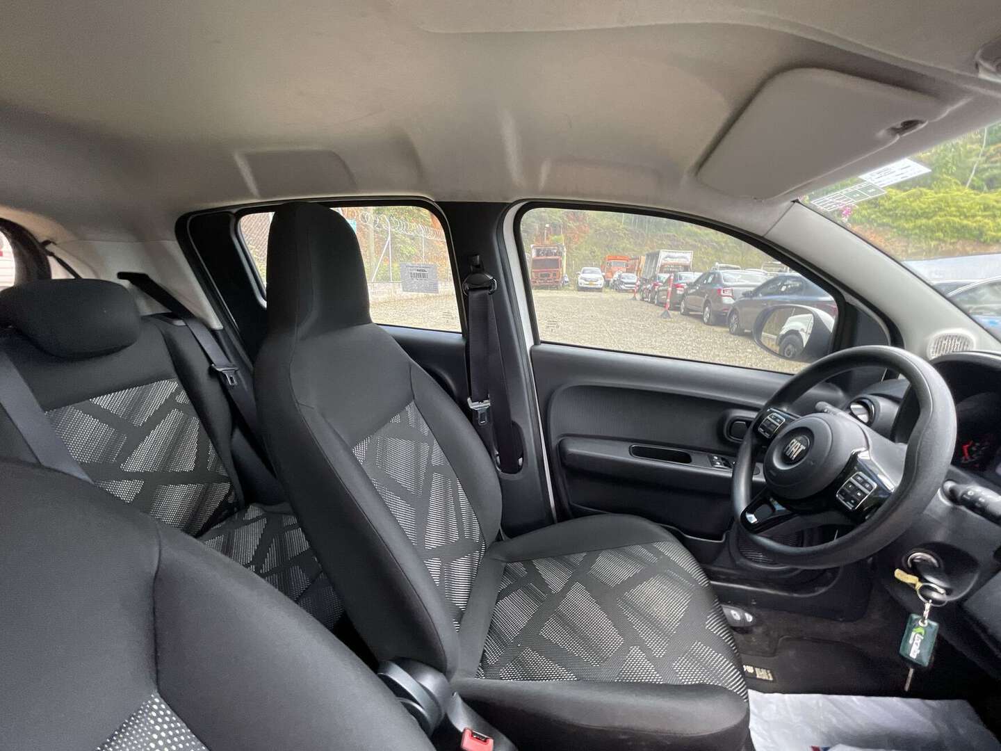 Fiat - Mobi - 2024