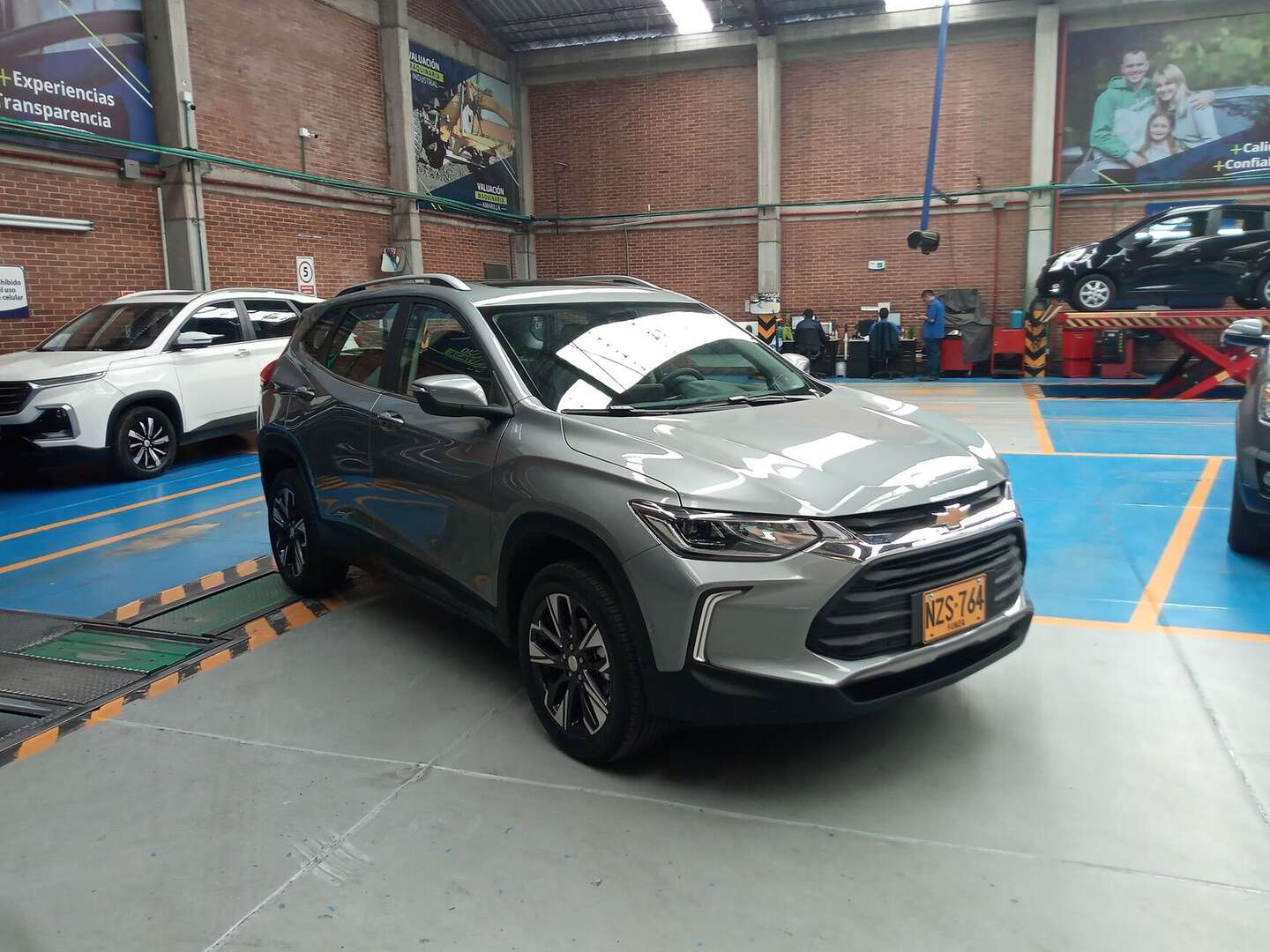 Chevrolet - Tracker - 2025