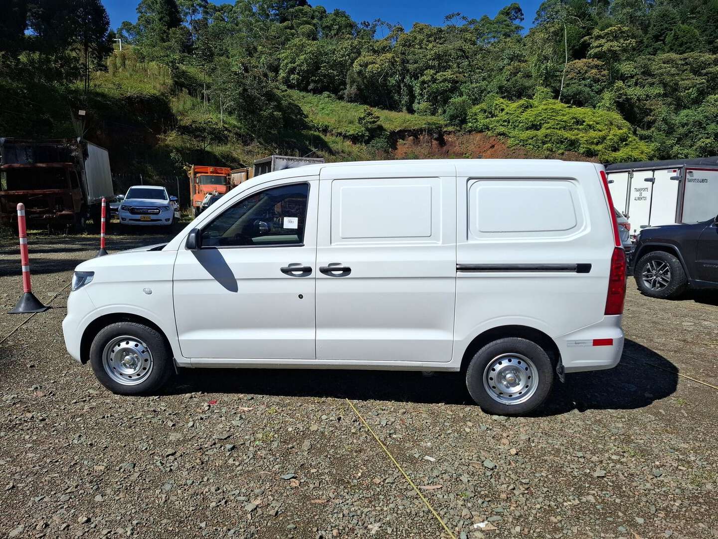 Chevrolet - N400 - 2025