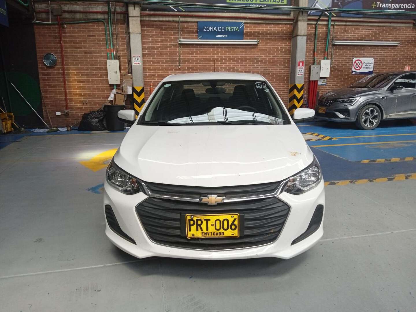 Chevrolet - Onix - 2025