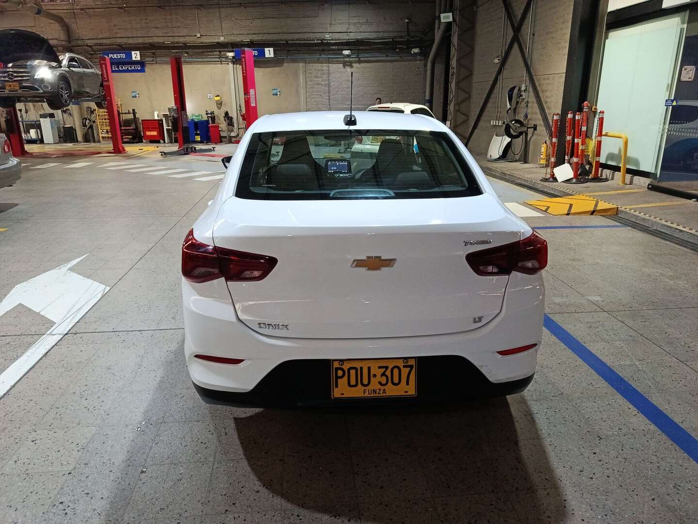 Chevrolet - Onix - 2025