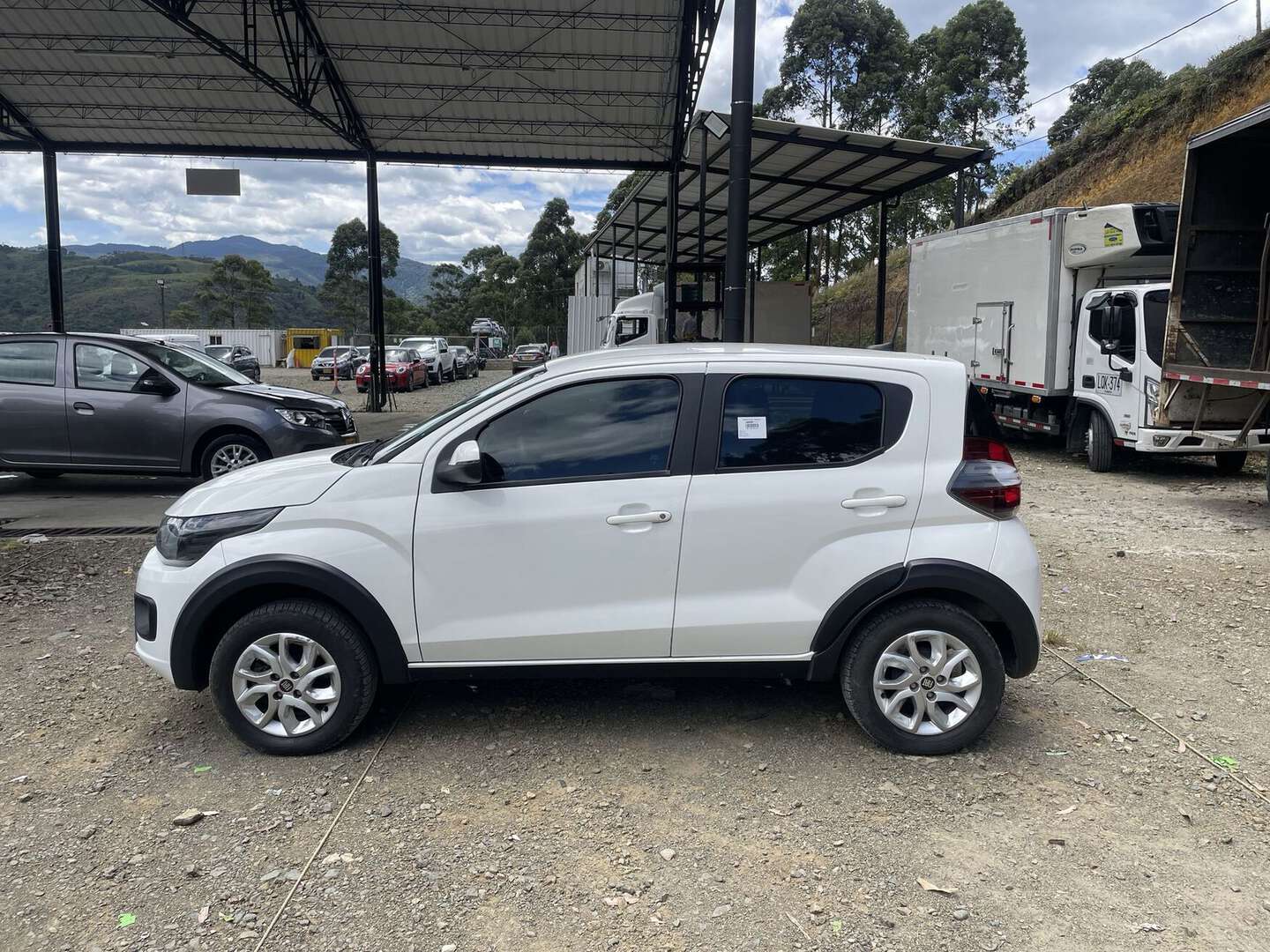 Fiat - Mobi - 2024