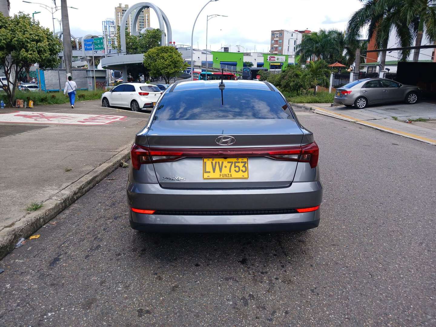 Hyundai - HB20S Accent - 2024