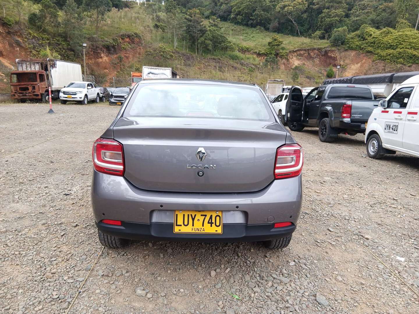 Renault - Logan - 2023